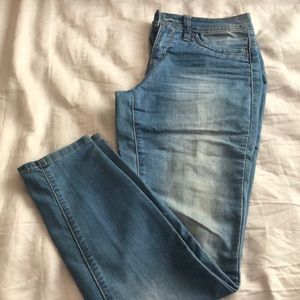 Women’s jeans